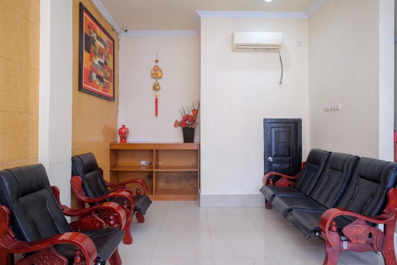 Reddoorz At Hotel Rich Parepare Near Pantai Mattirotasi Extérieur photo